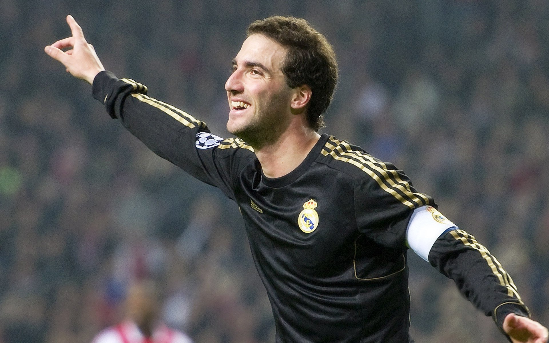 主帅送上祝福,卡扎伊什维利大概率离队,新东家已浮现,不是上海申花